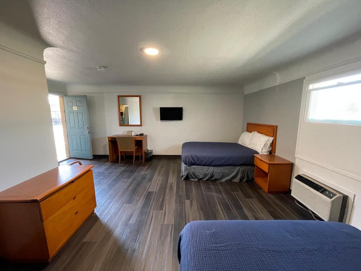 Motel Holiday Motel Portland